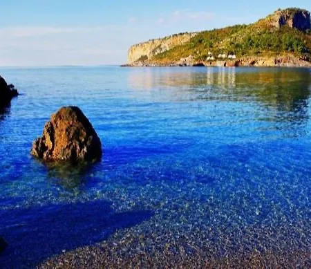 Oda ve Kahvaltı Isoladino Sweet